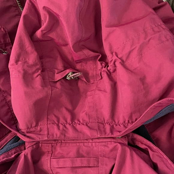 LANDS’ END Squall Parka Women’s XLarge Maroon Hooded‎ Waterproof - Picture 4 of 7